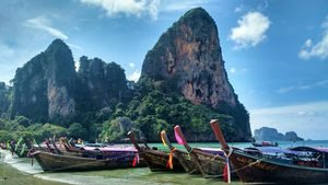Thailand Itinerary 7 Days on a Budget: The Route That Admits You Only Have 5 Days